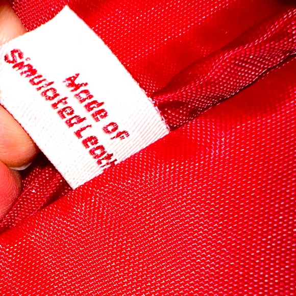 VTG BATH& BODY WORKS SPECIAL EDITION RED CROC EMBOSSED FAUX LEATHER CARRY ON BAG - Picture 11 of 11